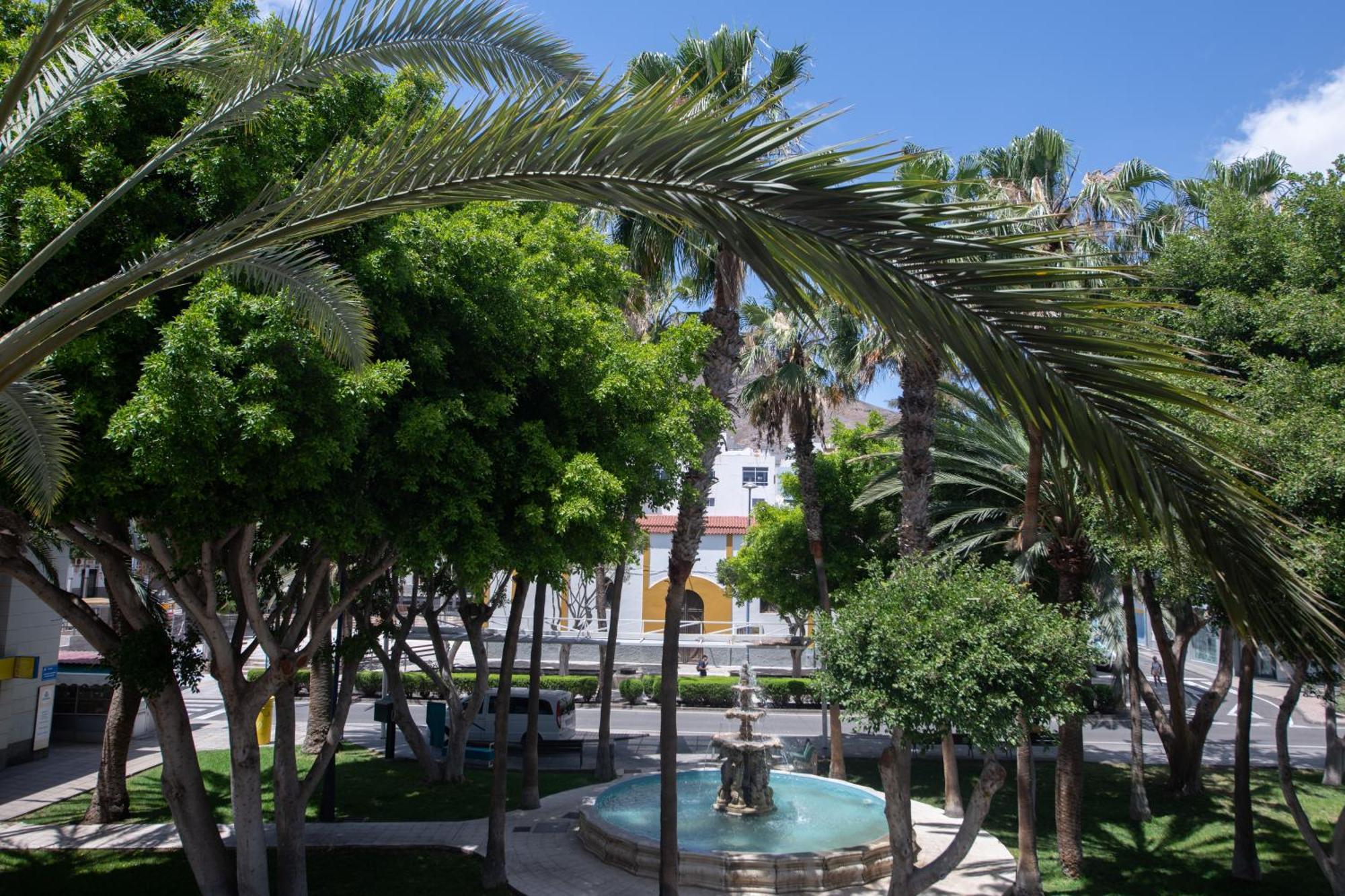 Comfortable Centric Apartment Steps From The Beach Gran Tarajal Esterno foto